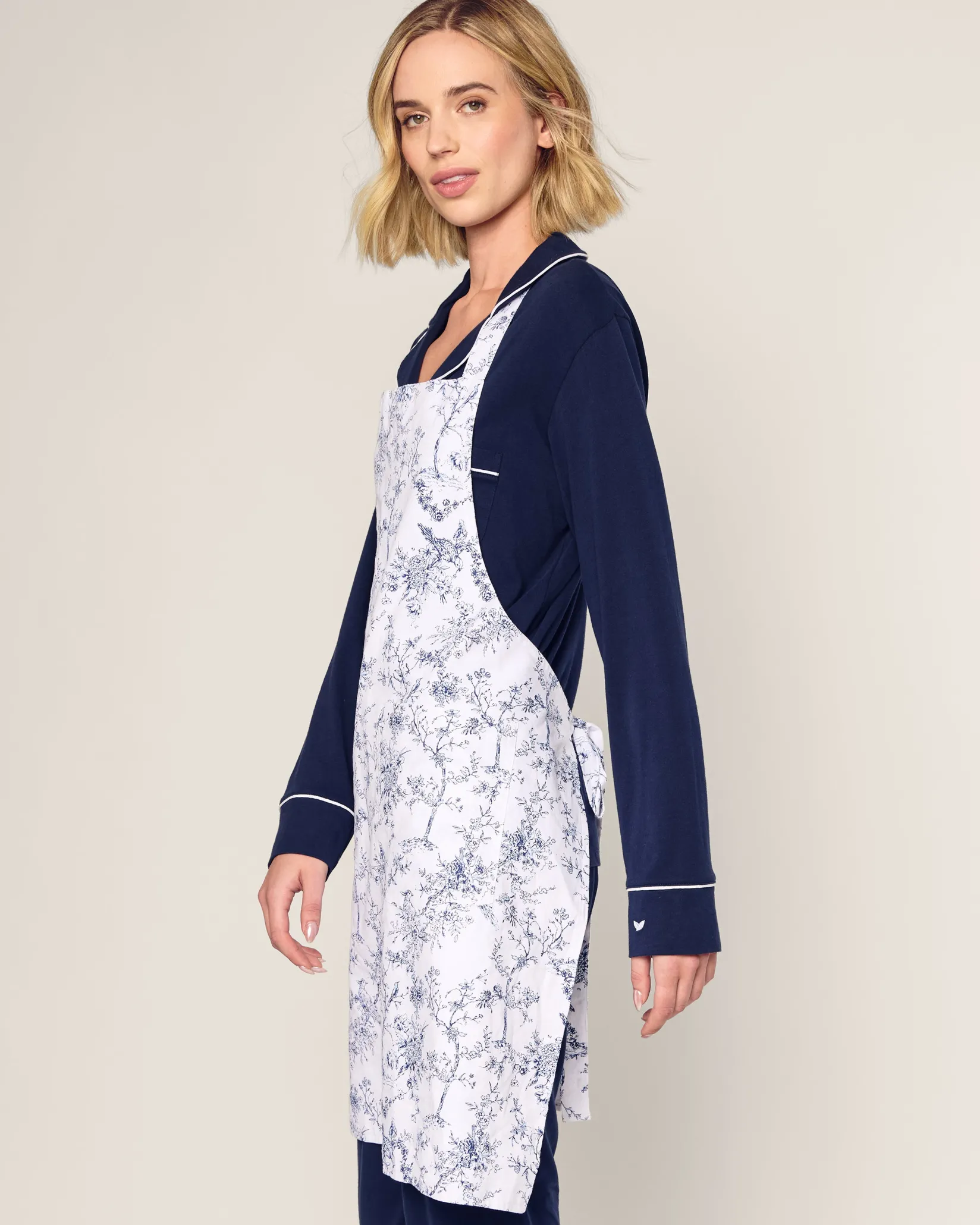 Petite Plume Adult Apron in Timeless Toile