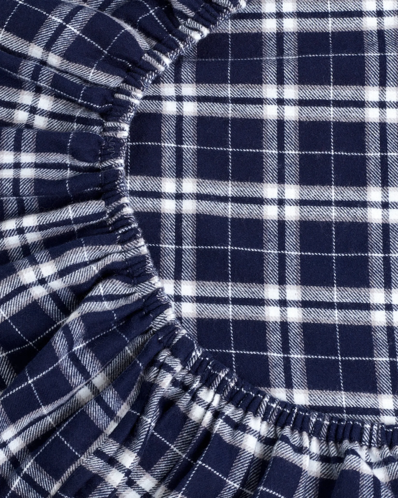 Petite Plume Flannel Crib Sheet in Oxford Tartan
