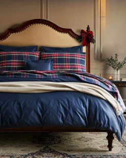 Petite Plume Herringbone Throw in Light Heather Grey
