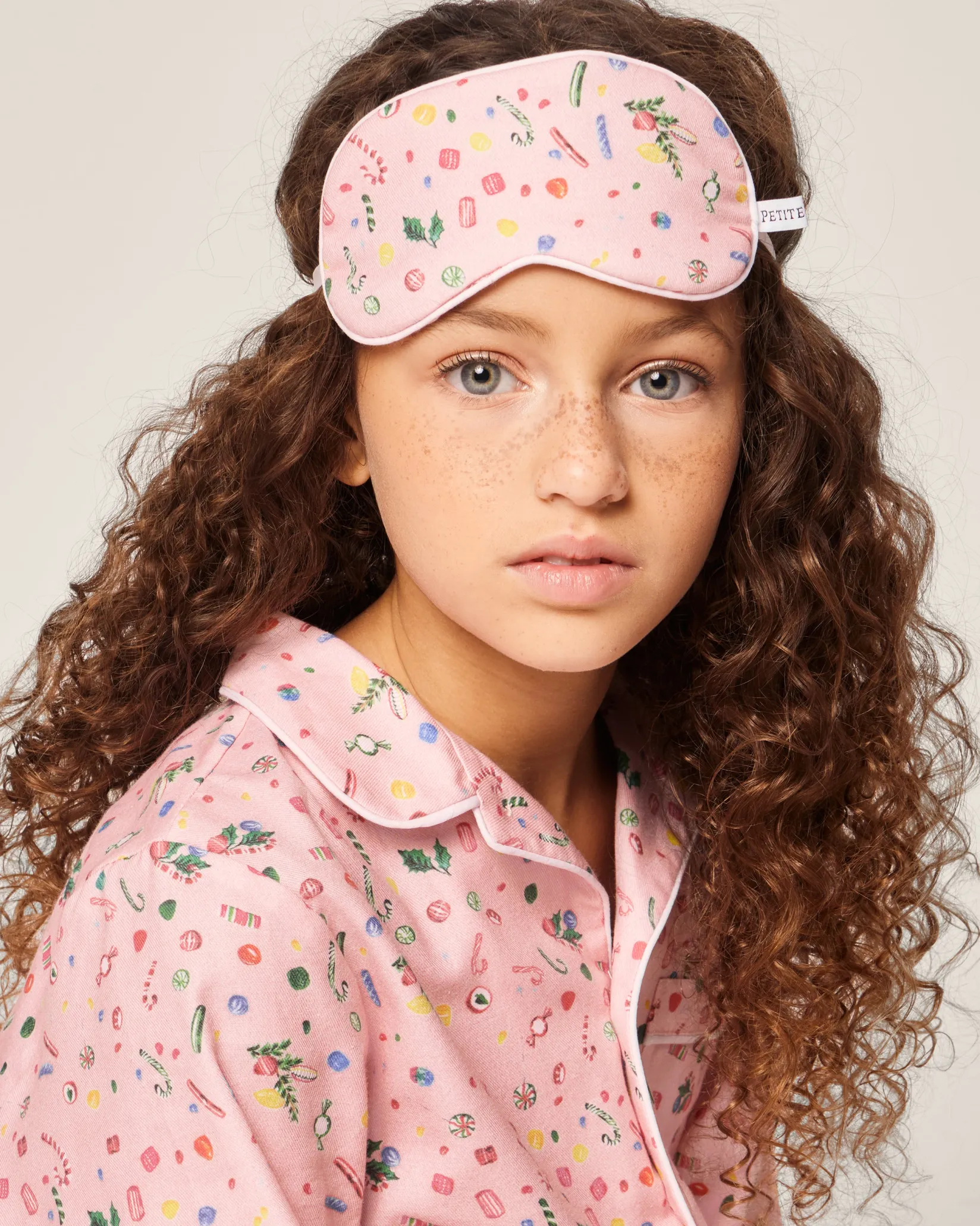Kids Petite Plume Kid's Twill Eye Mask in Vintage Sweets