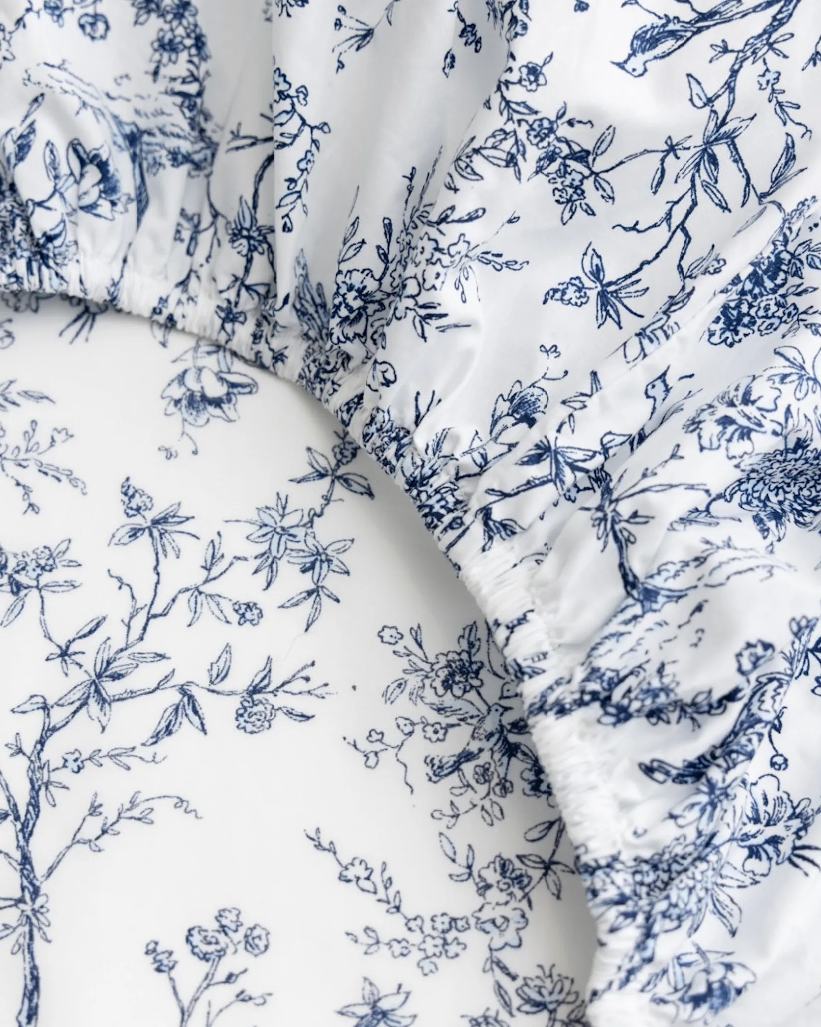 Petite Plume Luxe Premium Cotton Bed Sheets in La Mer
