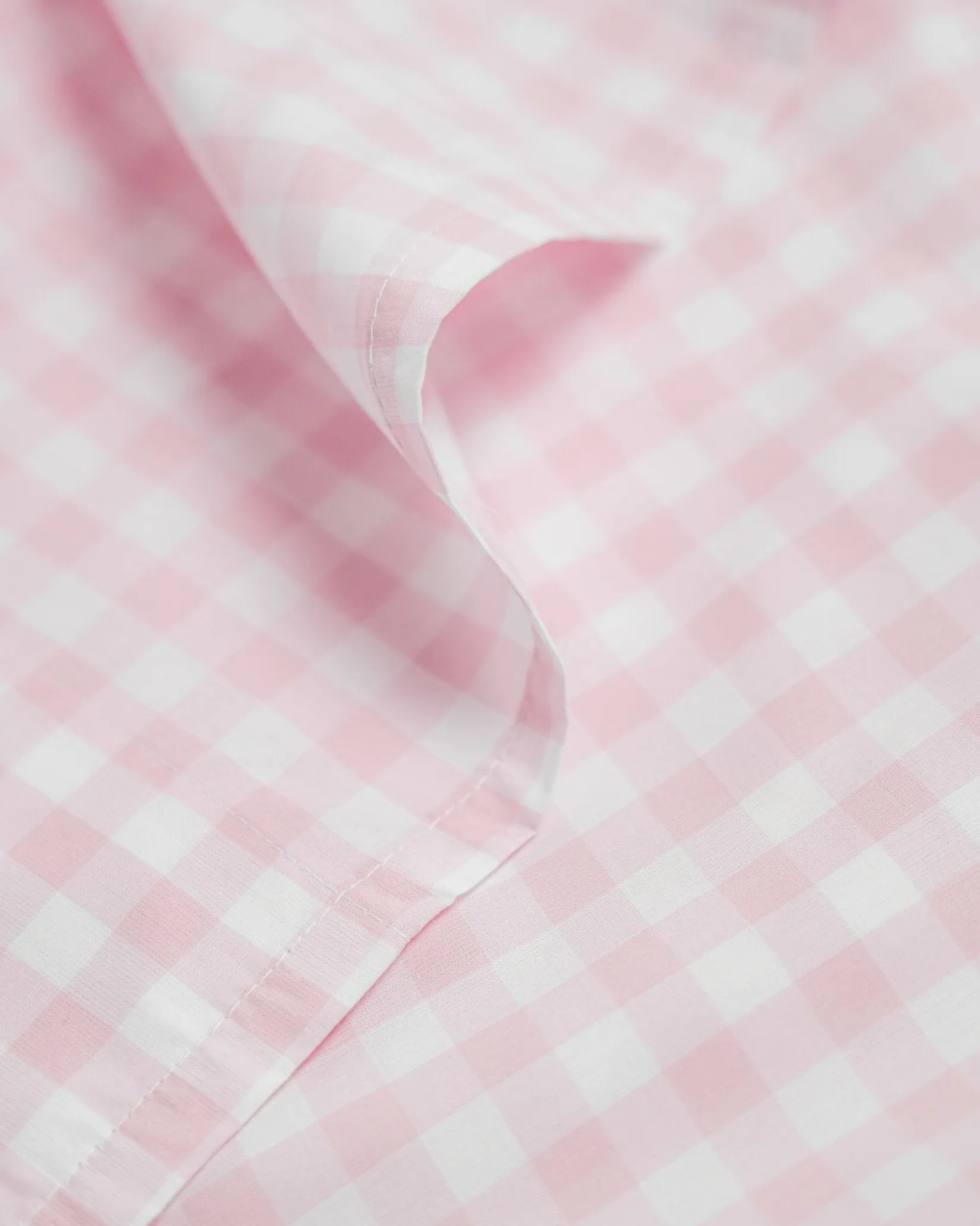 Petite Plume Luxe Premium Cotton Bed Sheets in Navy Gingham