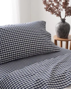 Petite Plume Luxe Premium Cotton Bed Sheets in Pink Gingham
