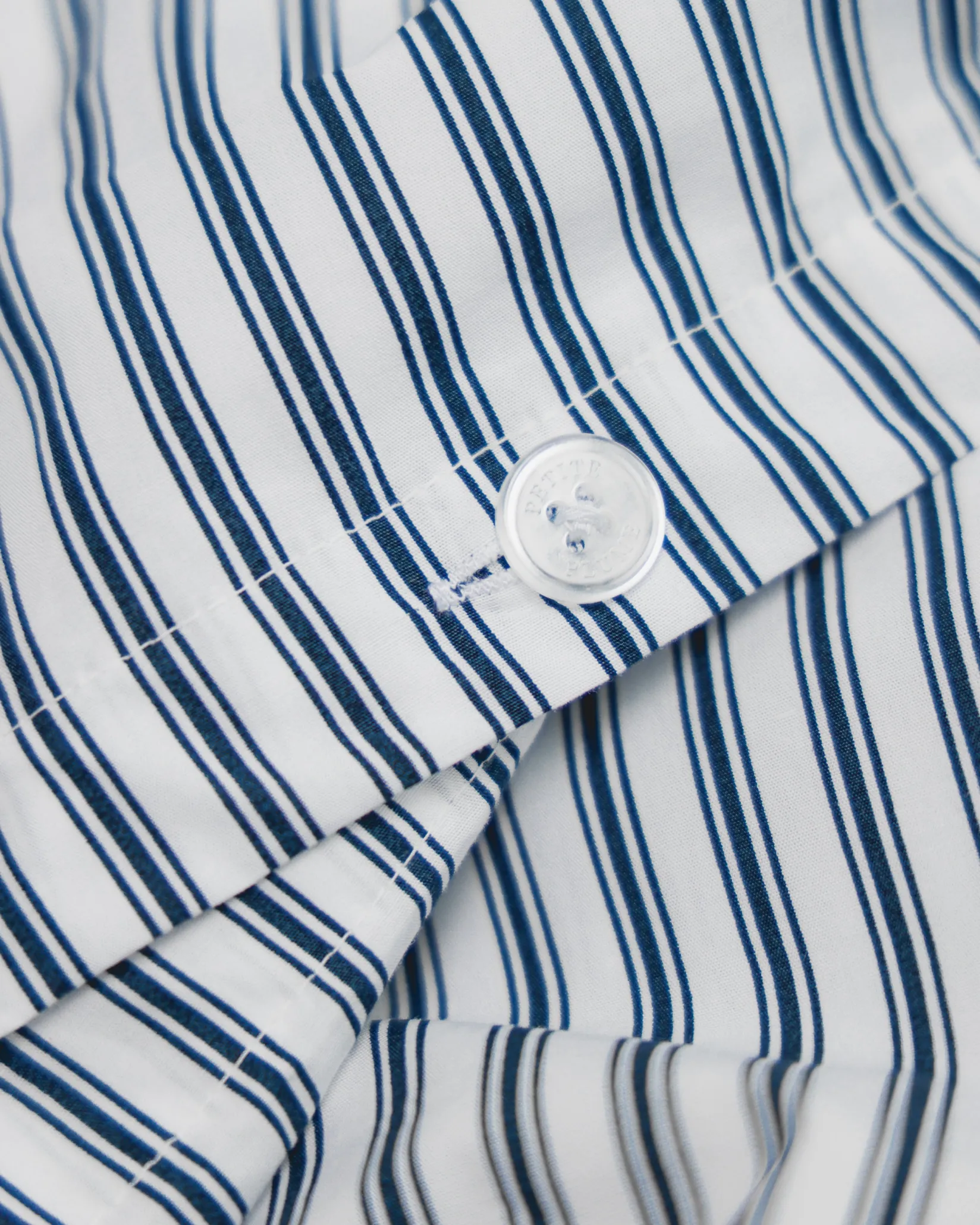 Petite Plume Luxe Premium Percale Duvet Set in Timeless Toile