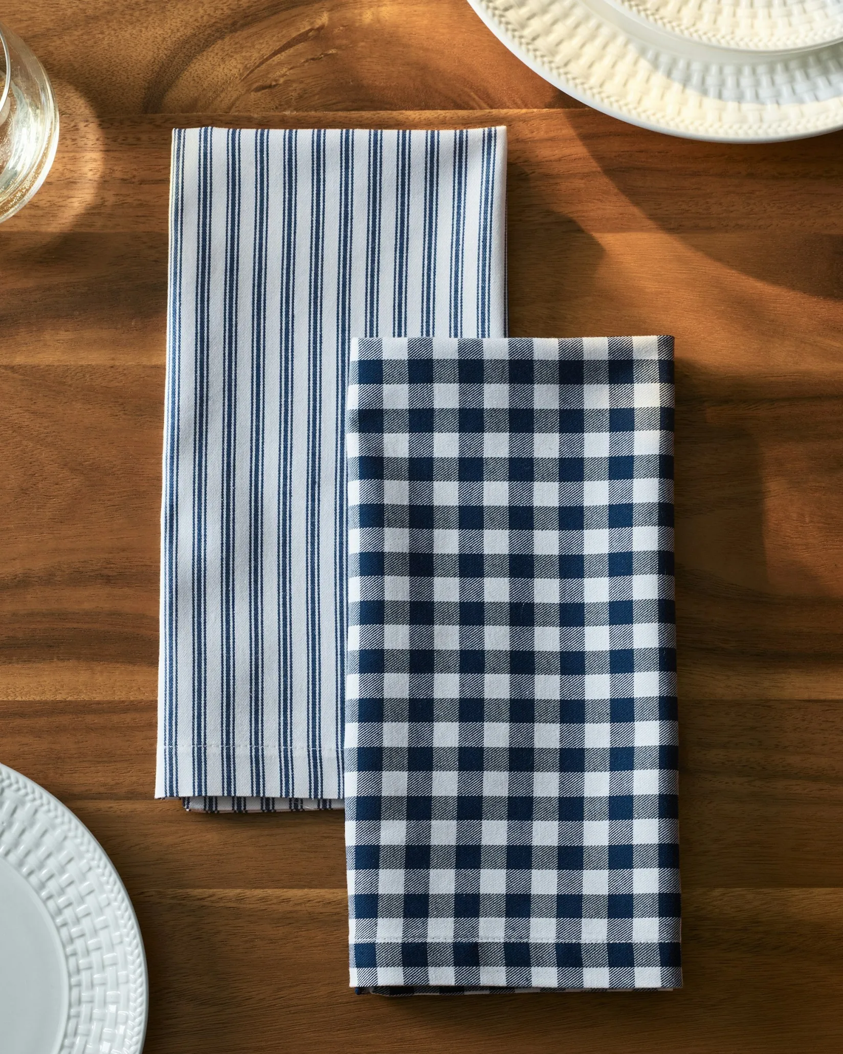 Petite Plume Signature Twill Napkins in Navy Gingham