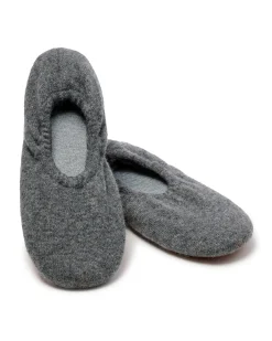 Women Petite Plume Women's Cashmere Slippers in Camel