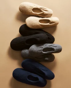 Women Petite Plume Women's Cashmere Slippers in Camel