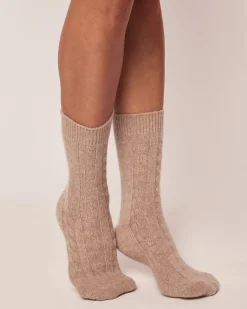 Women Petite Plume Women's Cashmere Socks in Black