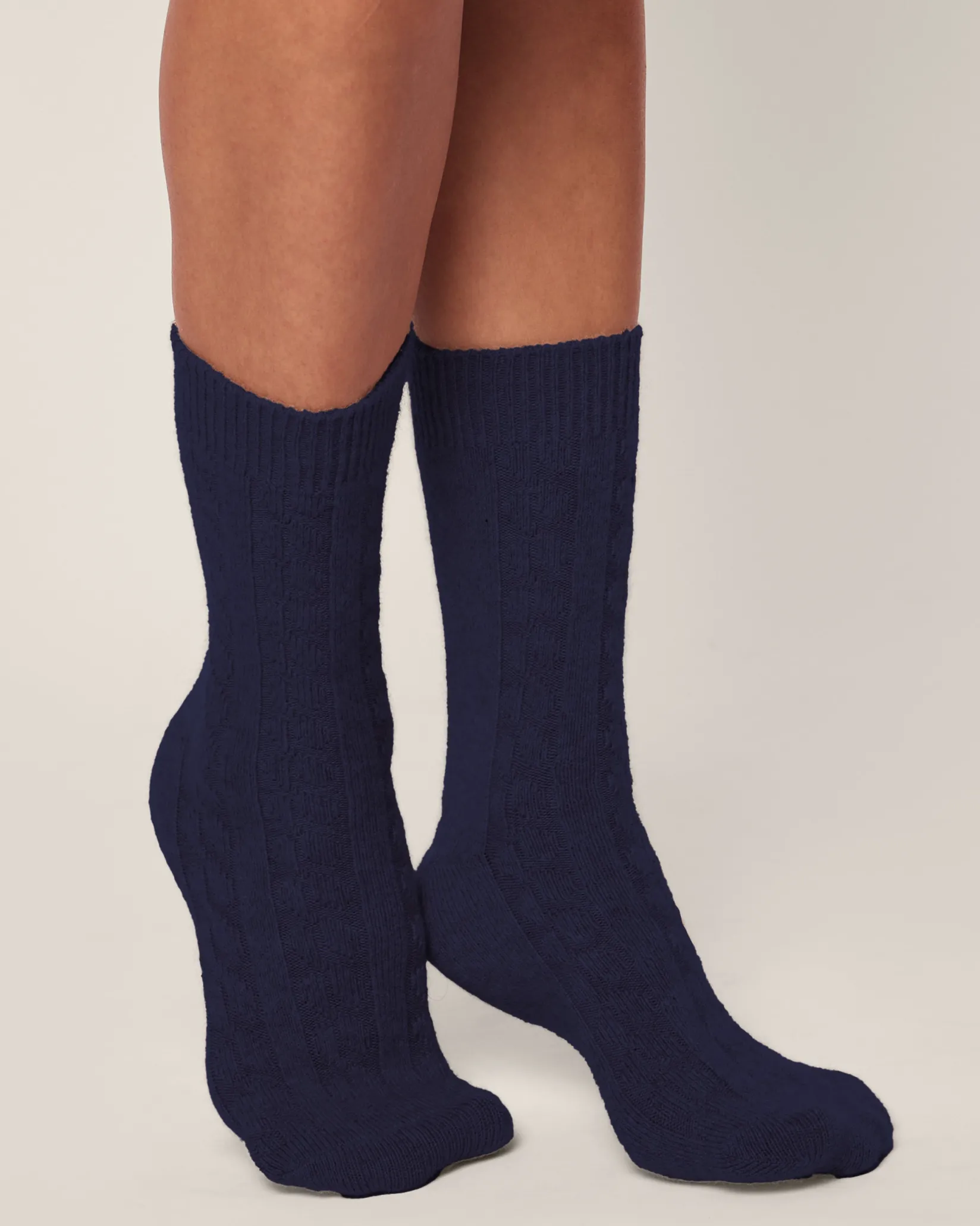 Women Petite Plume Women's Cashmere Socks in Black