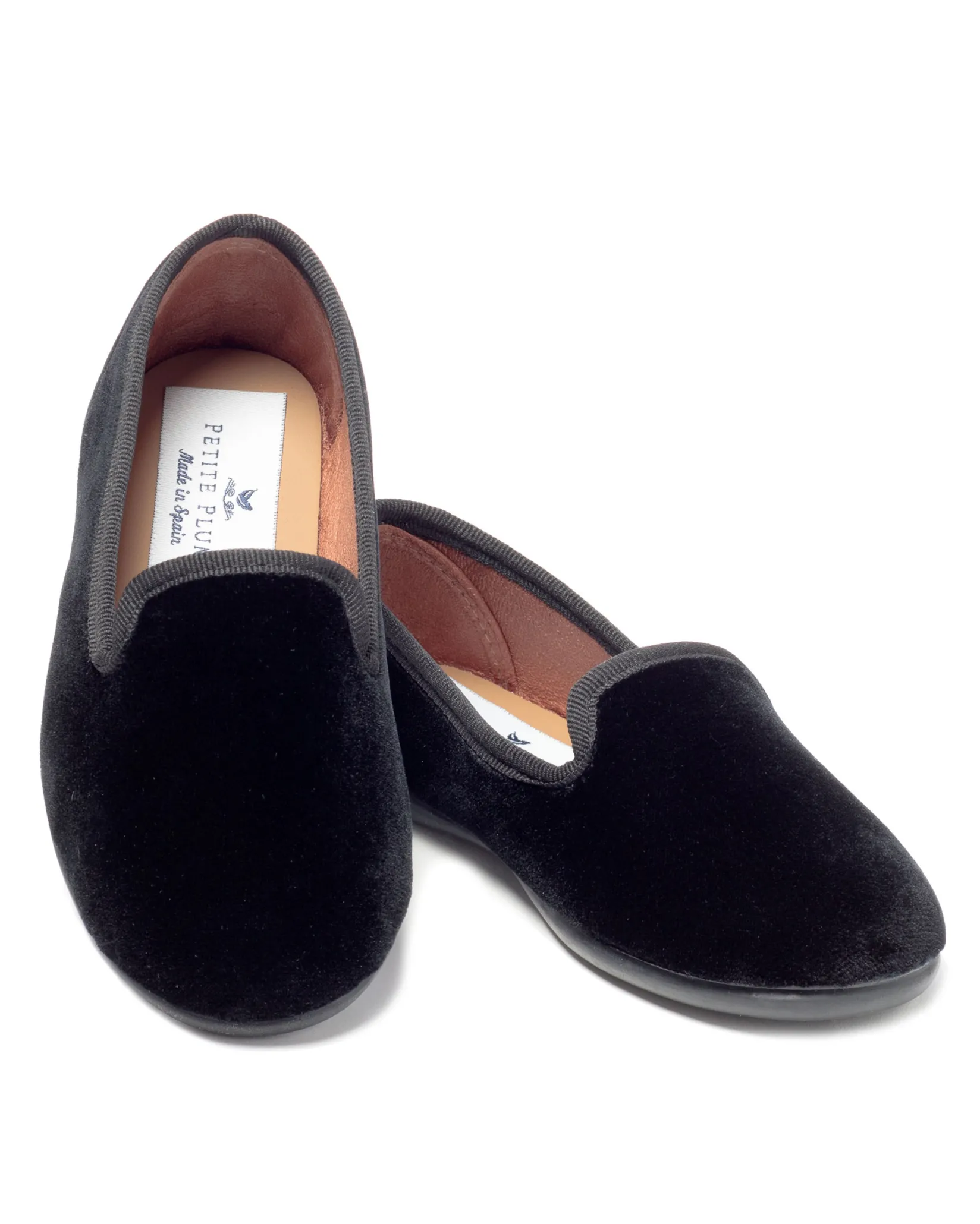 Women Petite Plume Women's Hamptons Loafer in Black Velvet